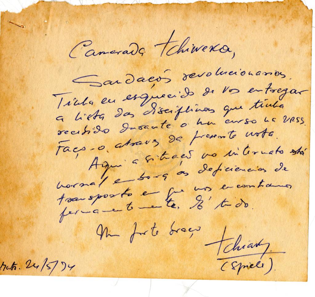 Bilhete de «Tchiaku» a «Tchiweka» com a lista das disciplinas que fez na URSS